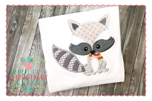 148 Raccoon Scarf Boy Applique Design