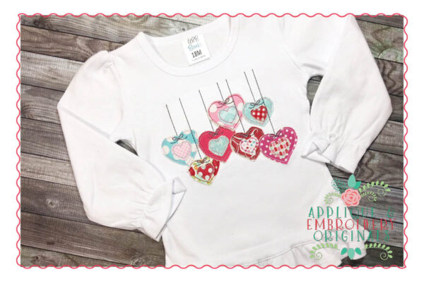 185 Hanging Hearts with Bean Stitch Applique Design - Image 3