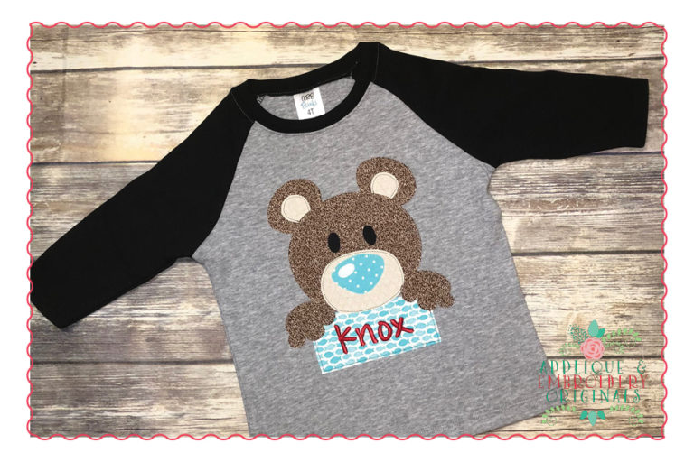 361 Bear with Sign Simple Stitch Applique Design - Image 4