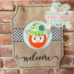 2943 Leprechaun Welcome Interchangeable Tab Design