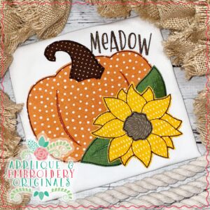3088 Pumpkin with Flower Applique Design