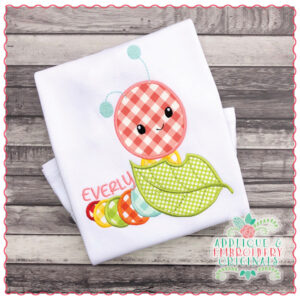 1460 Caterpillar with Leaf Applique Design