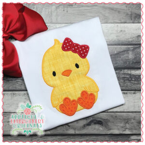 1544 Chick with Bow Applique Design