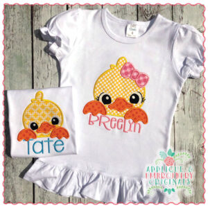 1608 Duck Peeker Boy & Girl Set Applique Design