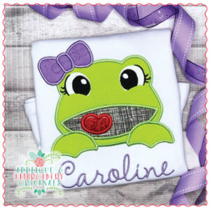 1620 Frog Peeker Girl Applique Design