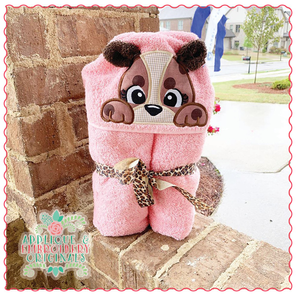 AEO 1656 Bear Hooded Towel Girl 1