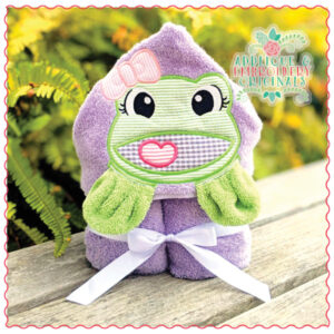 1716 Frog Girl Hooded Towel Applique Design