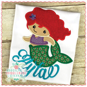 1736 Mermaid with Flower Applique Design