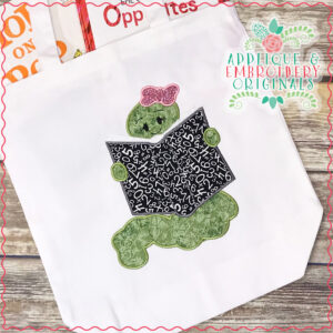 1907 Bookworm Girl Applique Design