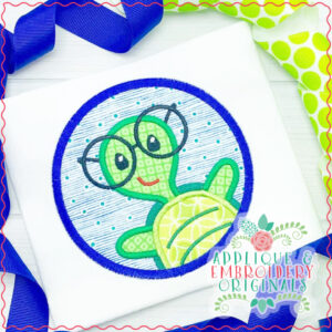 1916 Turtle with Glasses in Circle Applique Design
