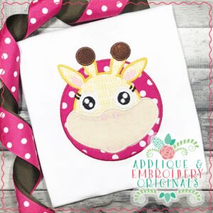 1972 Giraffe Head Applique Design