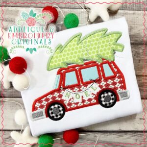 2237 Christmas Car with Tree Applique Design