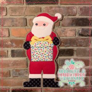 2248 Santa with Present Door Hanger In-The-Hoop Design