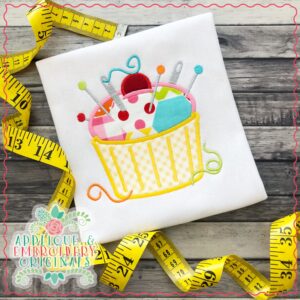 2259 Pincushion Cupcake Applique Design