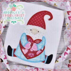 2343 Gnome with Heart Applique Design