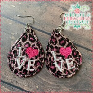 2353 LOVE with Heart Earrings In-The-Hoop Design
