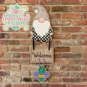 AEO 2399 Plaque & Fleur De Lis Interchangeable for Gnome In-The-Hoop Design