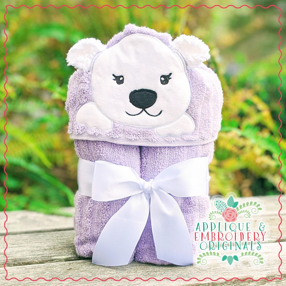 AEO 2458 Bear Girl Hooded Towel 1