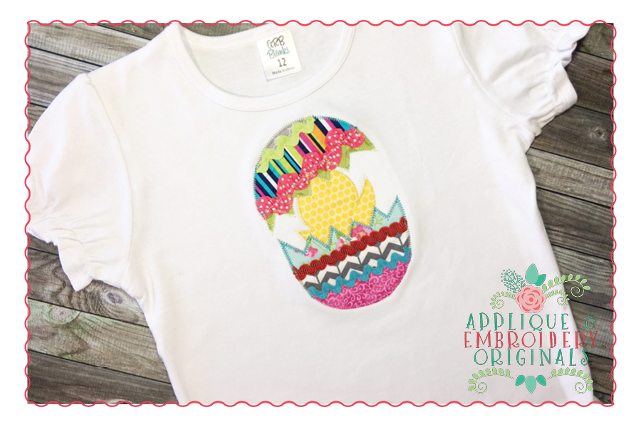 AEO 248 Cracked Egg with Chick Applique Design