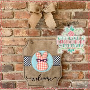 2498 Marshmallow Girl with Glasses Tab Interchangeable Tab Design