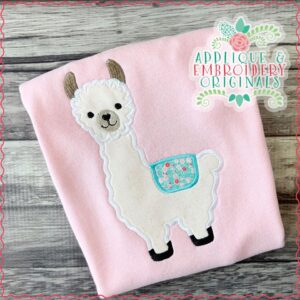2534 Llama Standing Applique Design
