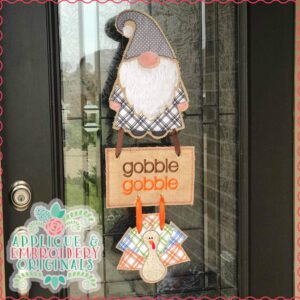 2805 Turkey & Plaque Interchangeable for Gnome In-The-Hoop Design