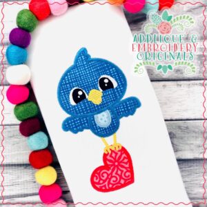 2906 Birdie with Heart Applique Design
