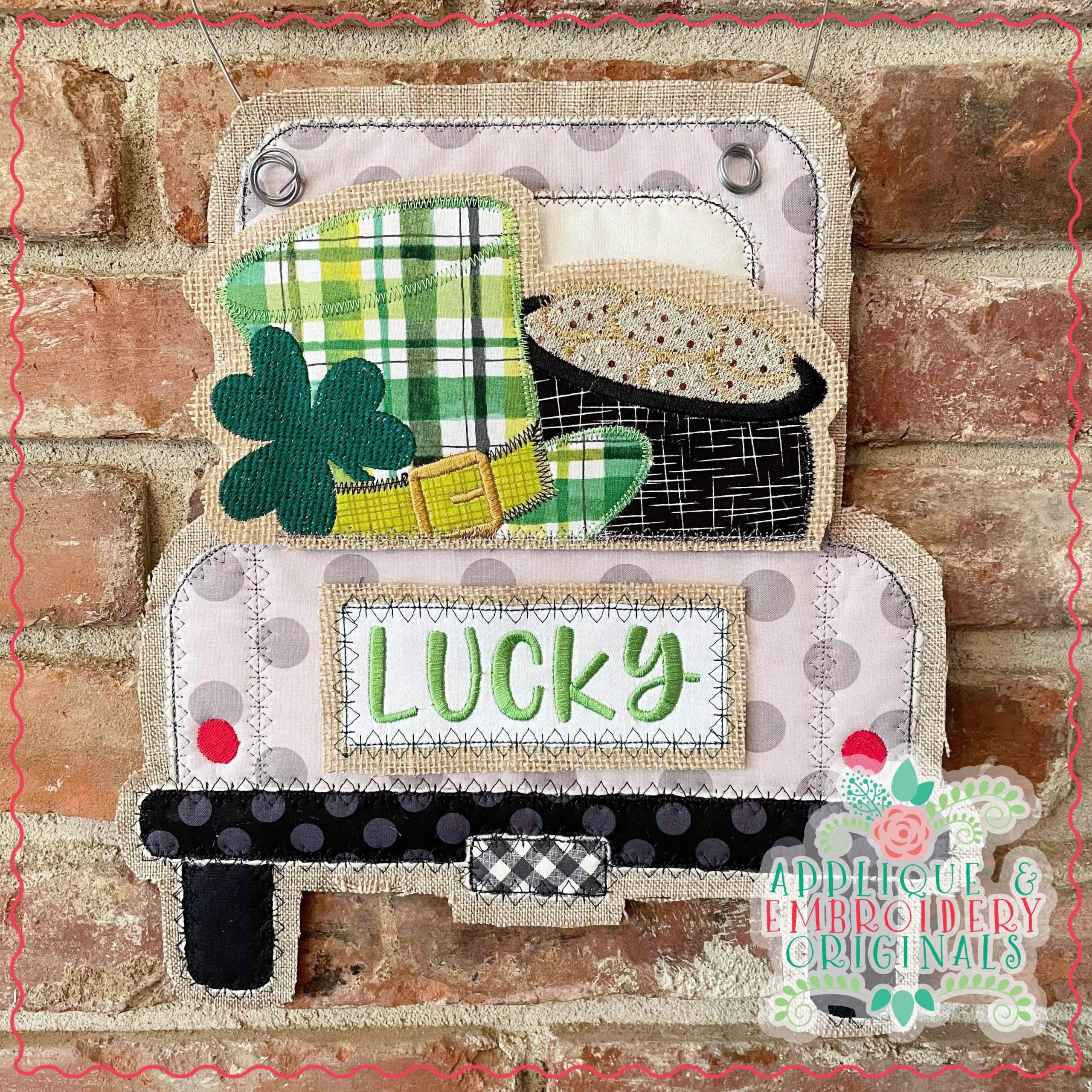 AEO 2942 Leprechaun Hat and Gold Tab 2