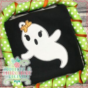 3045 Ghost Girl with Bow Applique Design