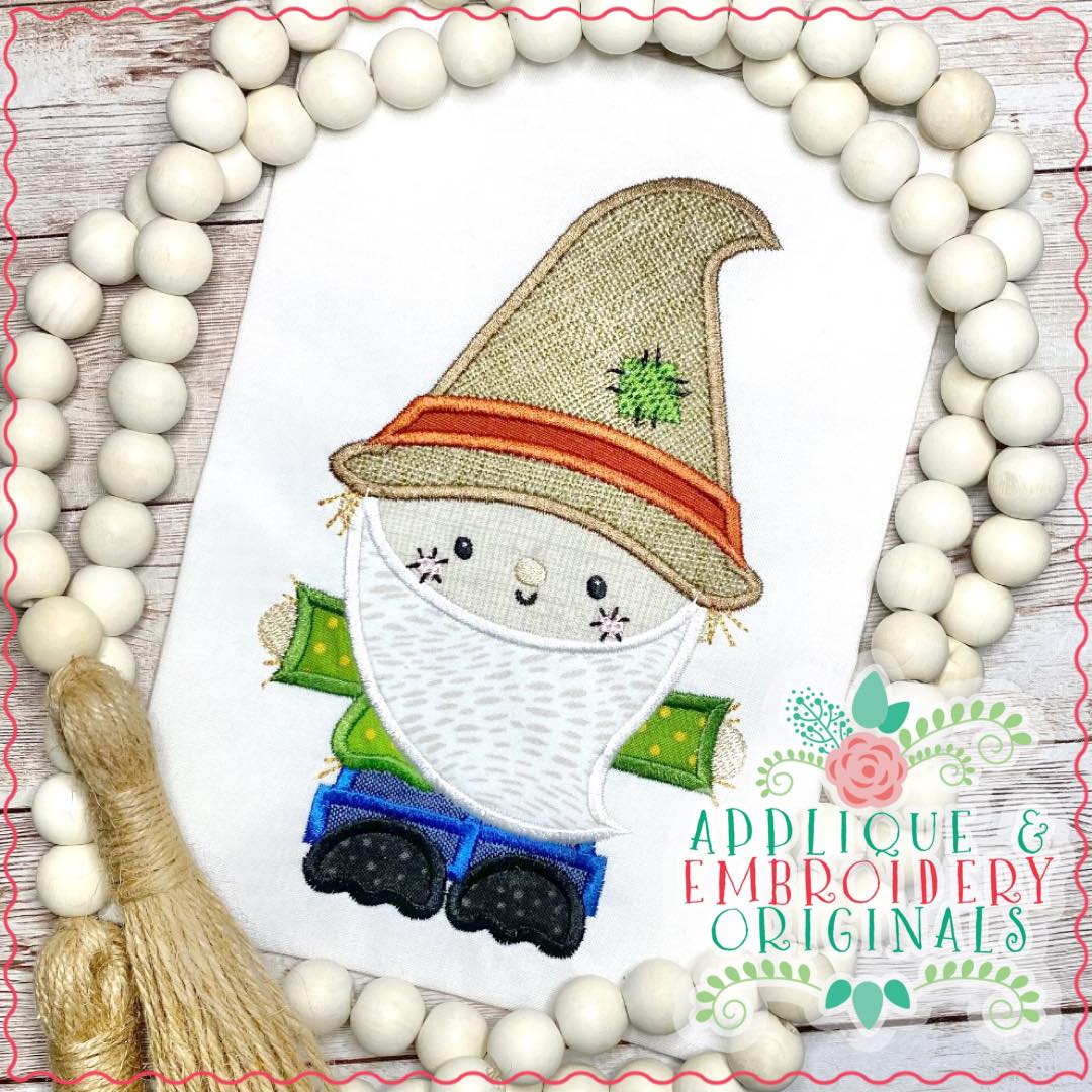 AEO 3084 Gnome Scarecrow