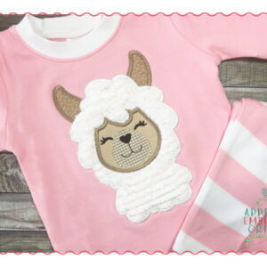 1466 Llama Head Applique Design