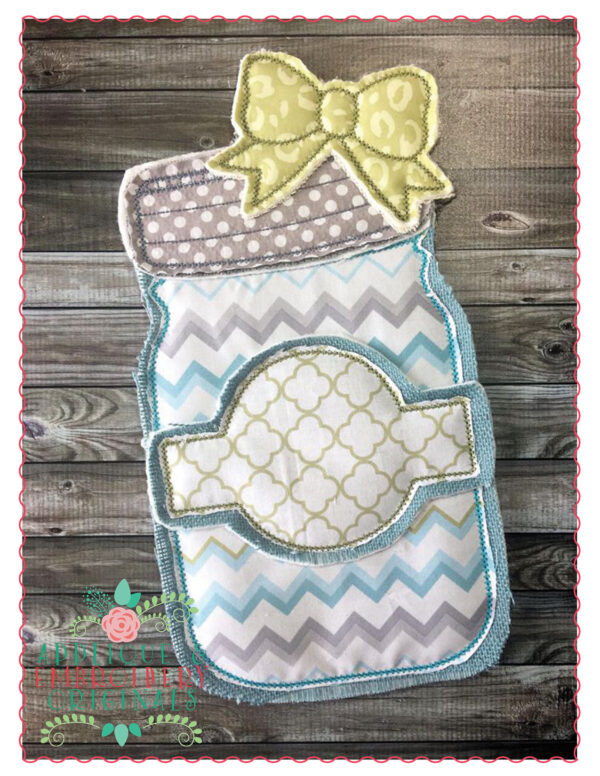 1469 Mason Jar with Bow Door Hanger In-The-Hoop Applique Design