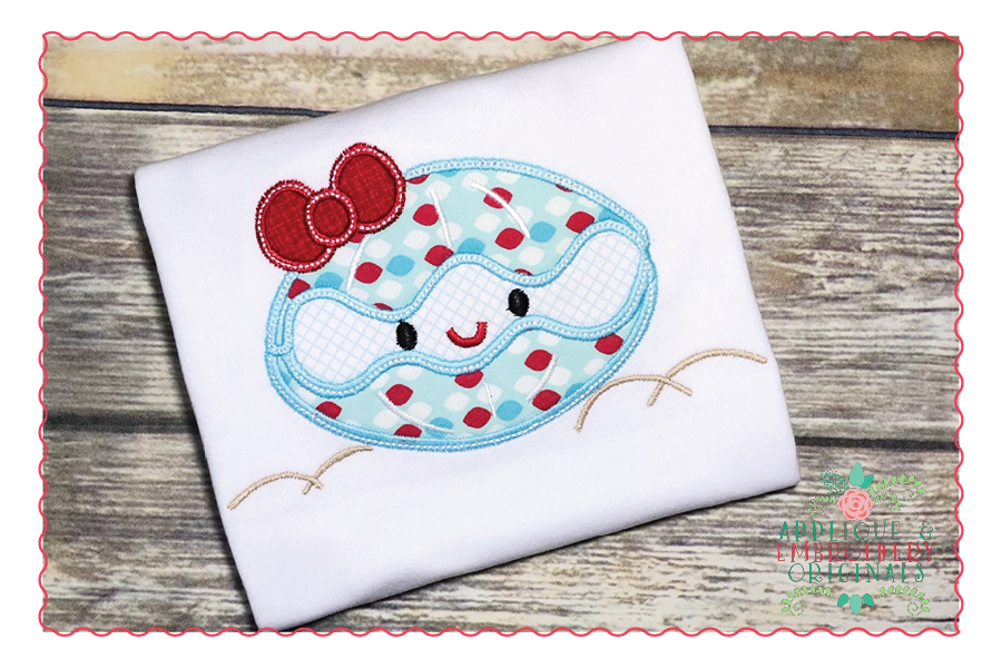 AEO 394 Clam with Bow 1