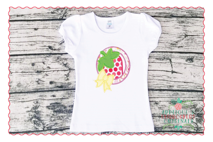 AEO 464 Strawberry Frame with Bow 1