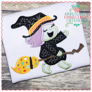 632 Witching Riding Broom Applique Design