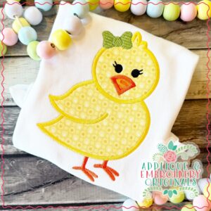928 Baby Girl Chick Applique Design