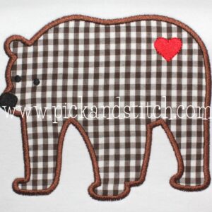 1001 Valentine Woodland Bear Applique Design