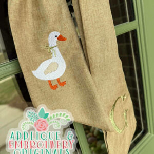 4401 Goose Ribbon Filled Embroidery Design