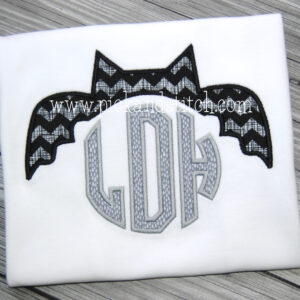 763 Monogram Bat Topper Applique Design